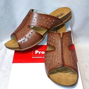 Propet Women's Fionna Leather Sandal Size 12W